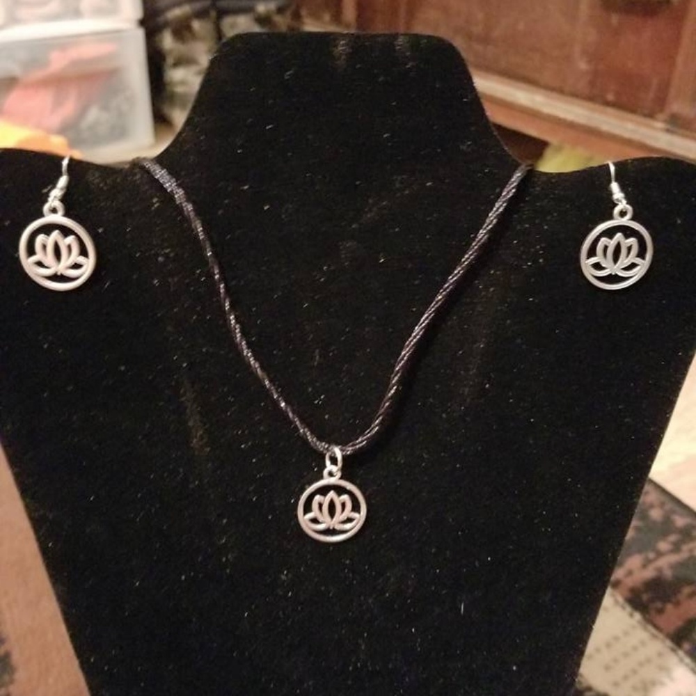 Silver Lotus Flower Necklace and Earring Set